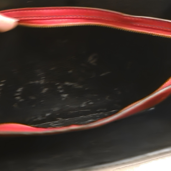 LOUIS VUITTON Louis Vuitton Varennes Handbag M52387 Epi Leather Noir Castilia... - Picture 15 of 15